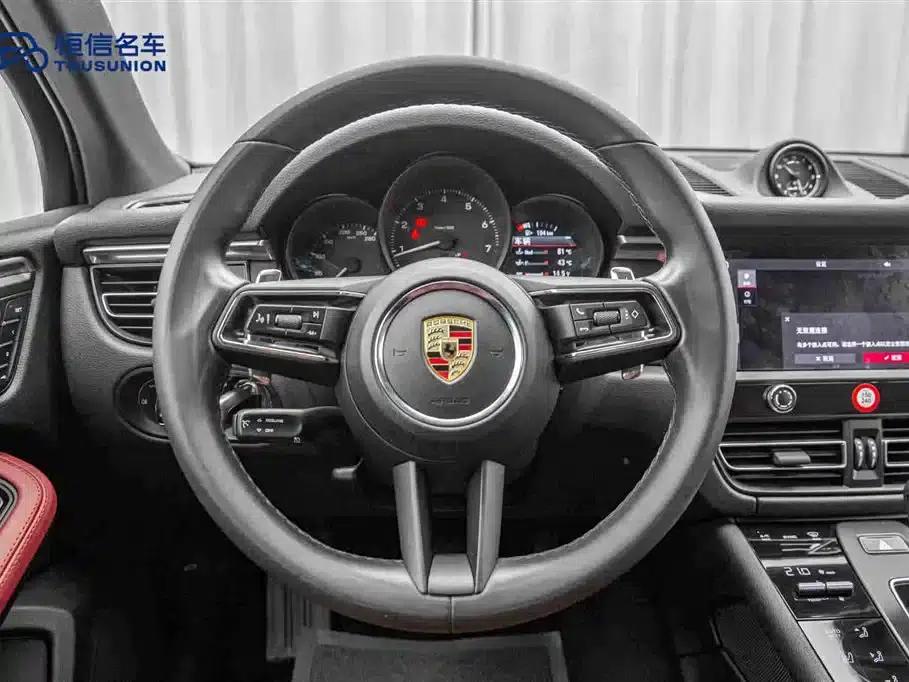 2023 Macan 2.0T — миниатюра 17