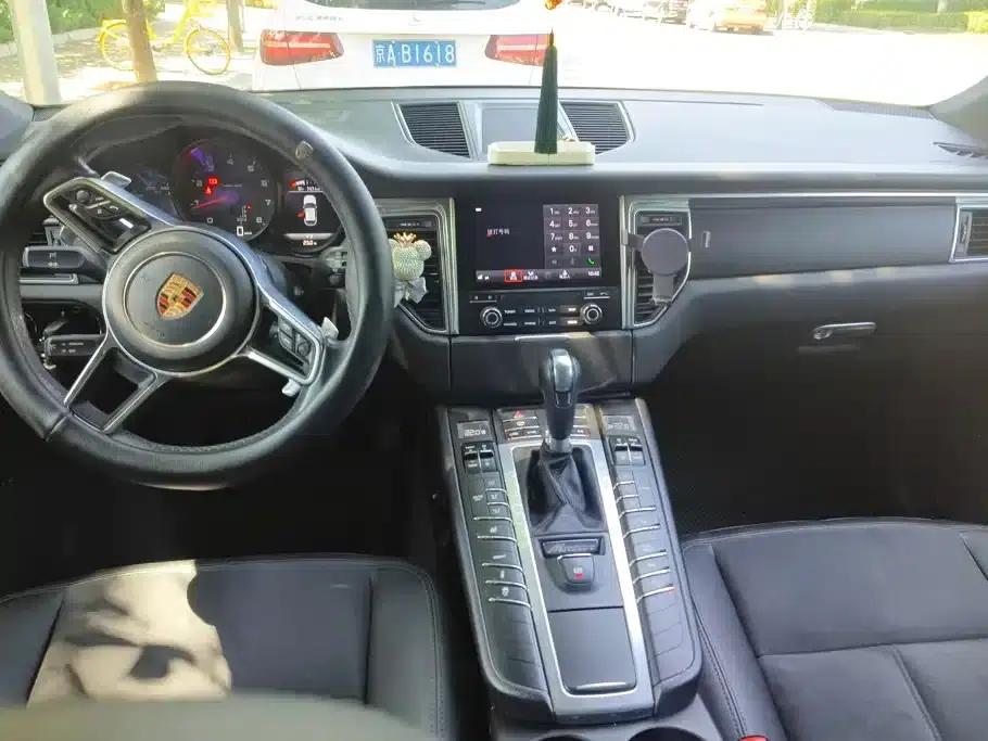 2017 Macan 2.0T — миниатюра 12