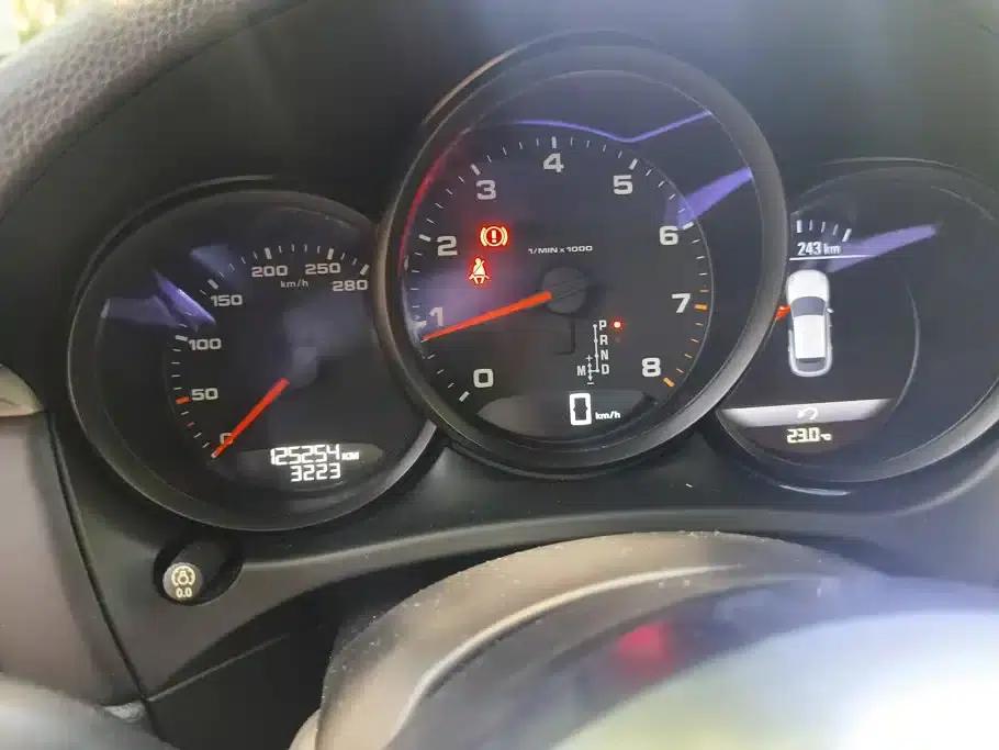 2017 Macan 2.0T — миниатюра 14