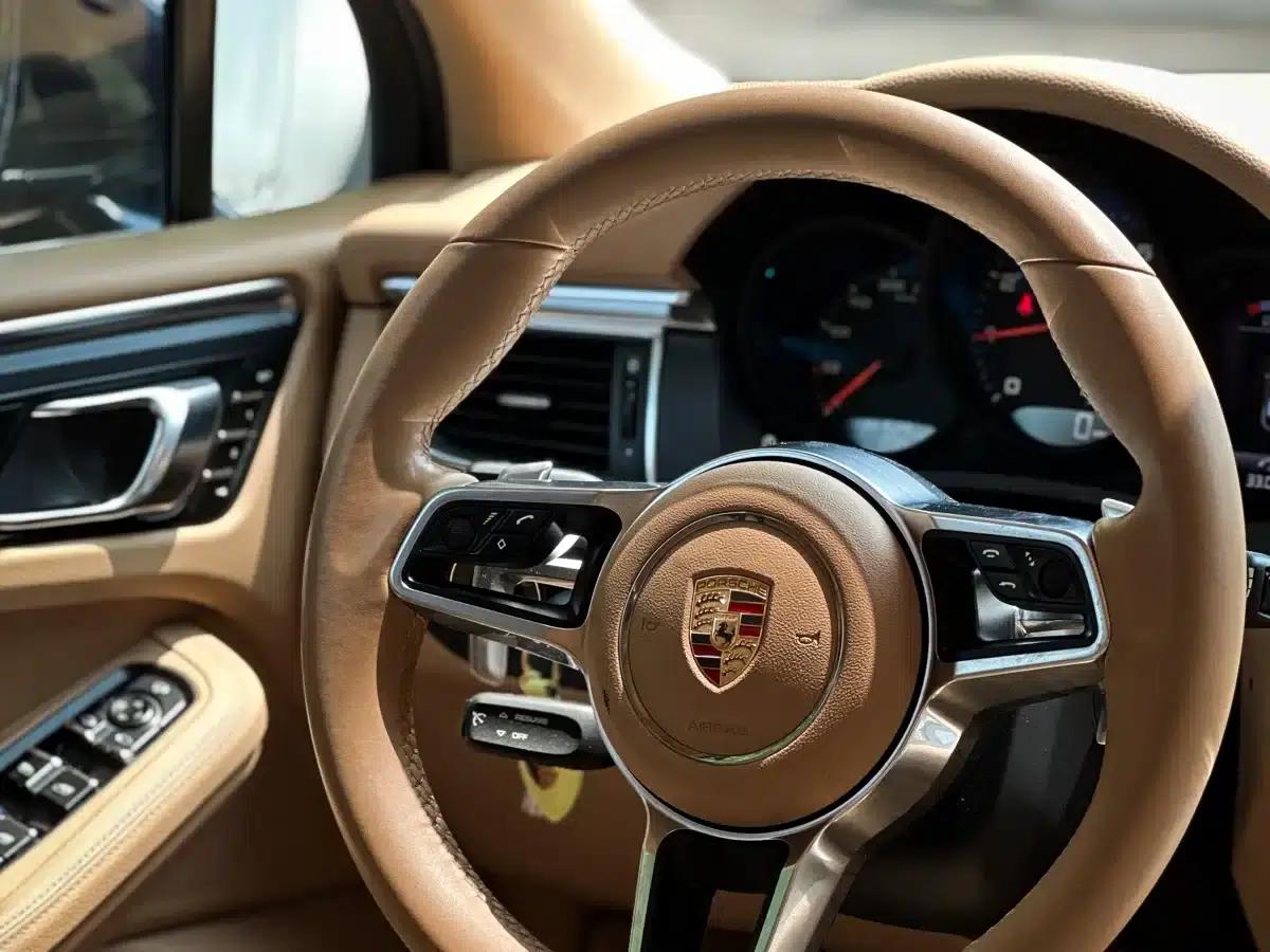 2014 Macan 2.0T — миниатюра 3