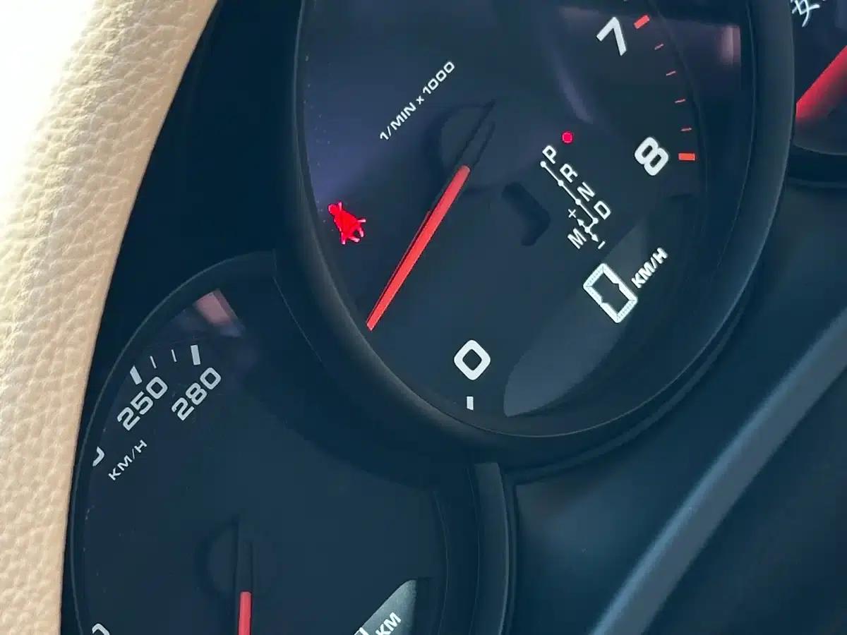 2014 Macan 2.0T — миниатюра 8