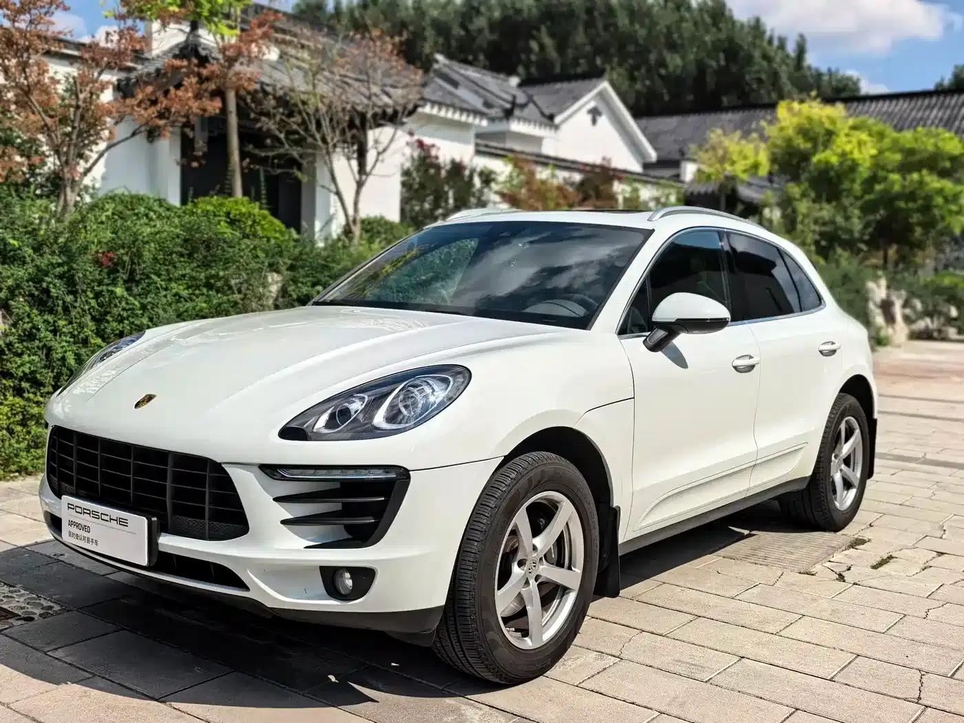 2017 Macan 2.0T — миниатюра 1