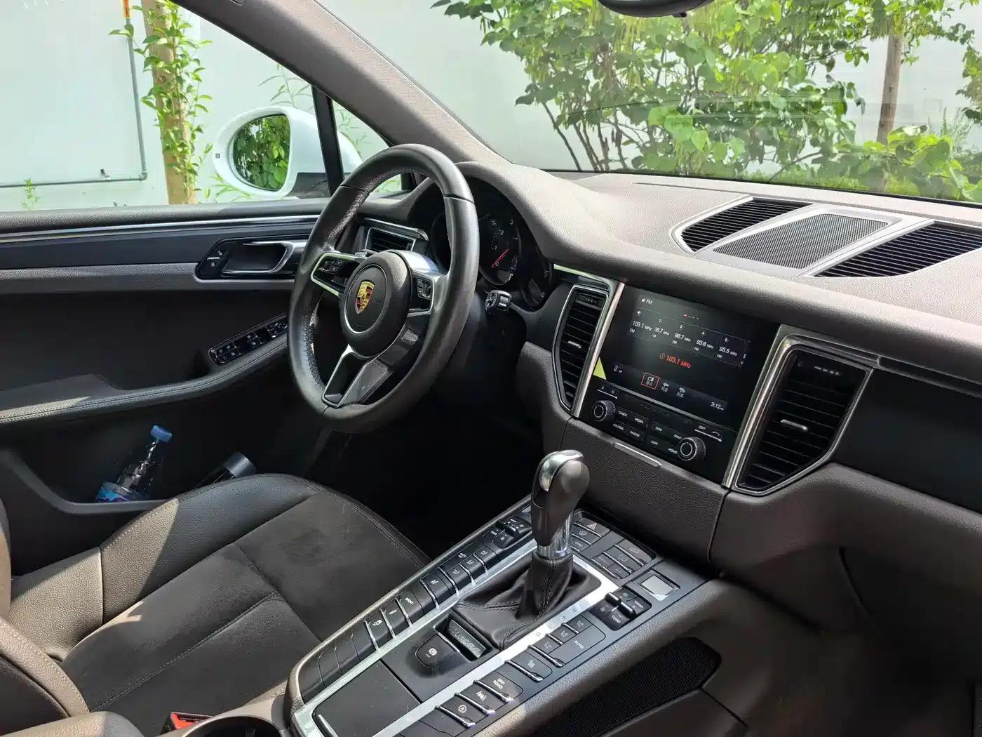2017 Macan 2.0T — миниатюра 8