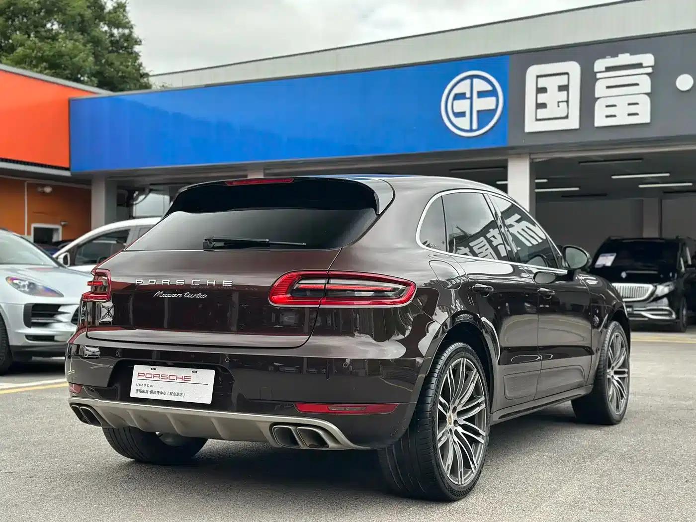 2014 Macan Turbo 3.6T — миниатюра 20
