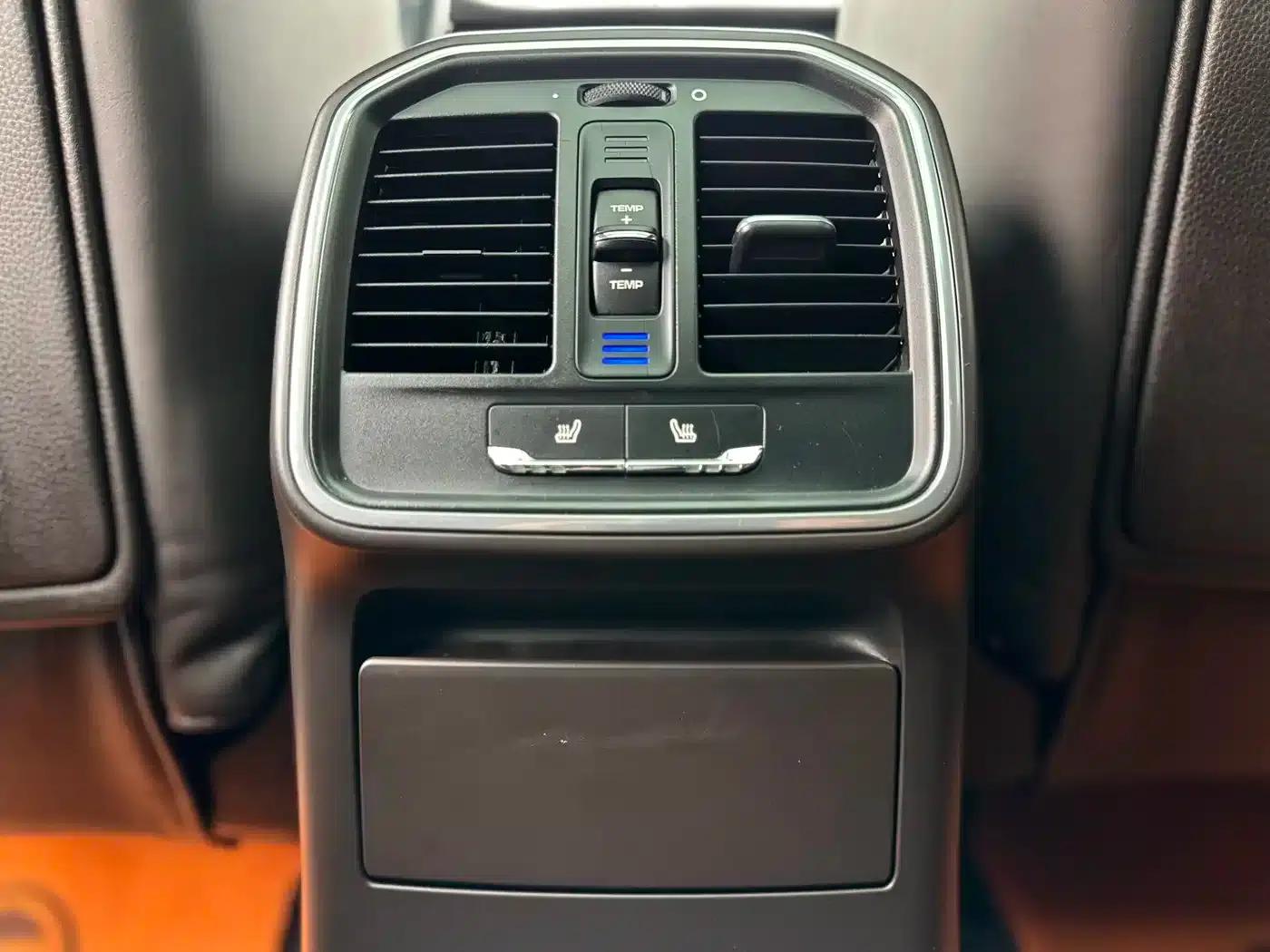 2014 Macan Turbo 3.6T — миниатюра 8