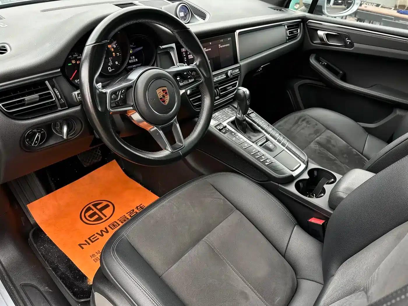 2018 Macan 2.0T — миниатюра 6