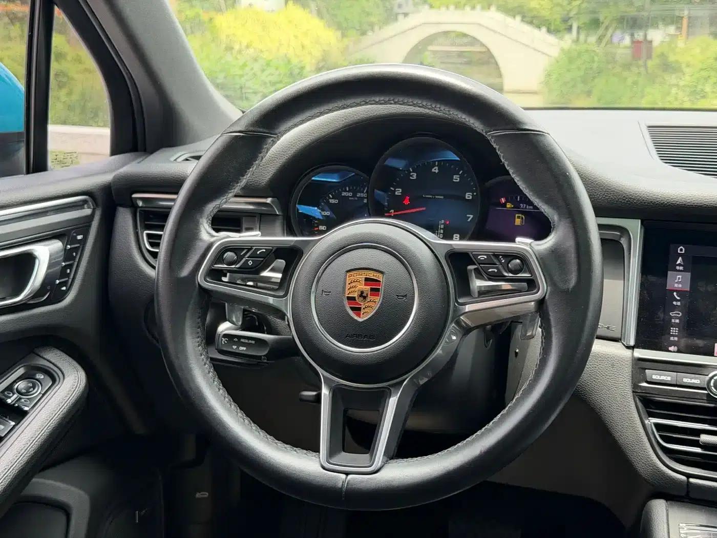 2020 Macan 2.0T — миниатюра 17