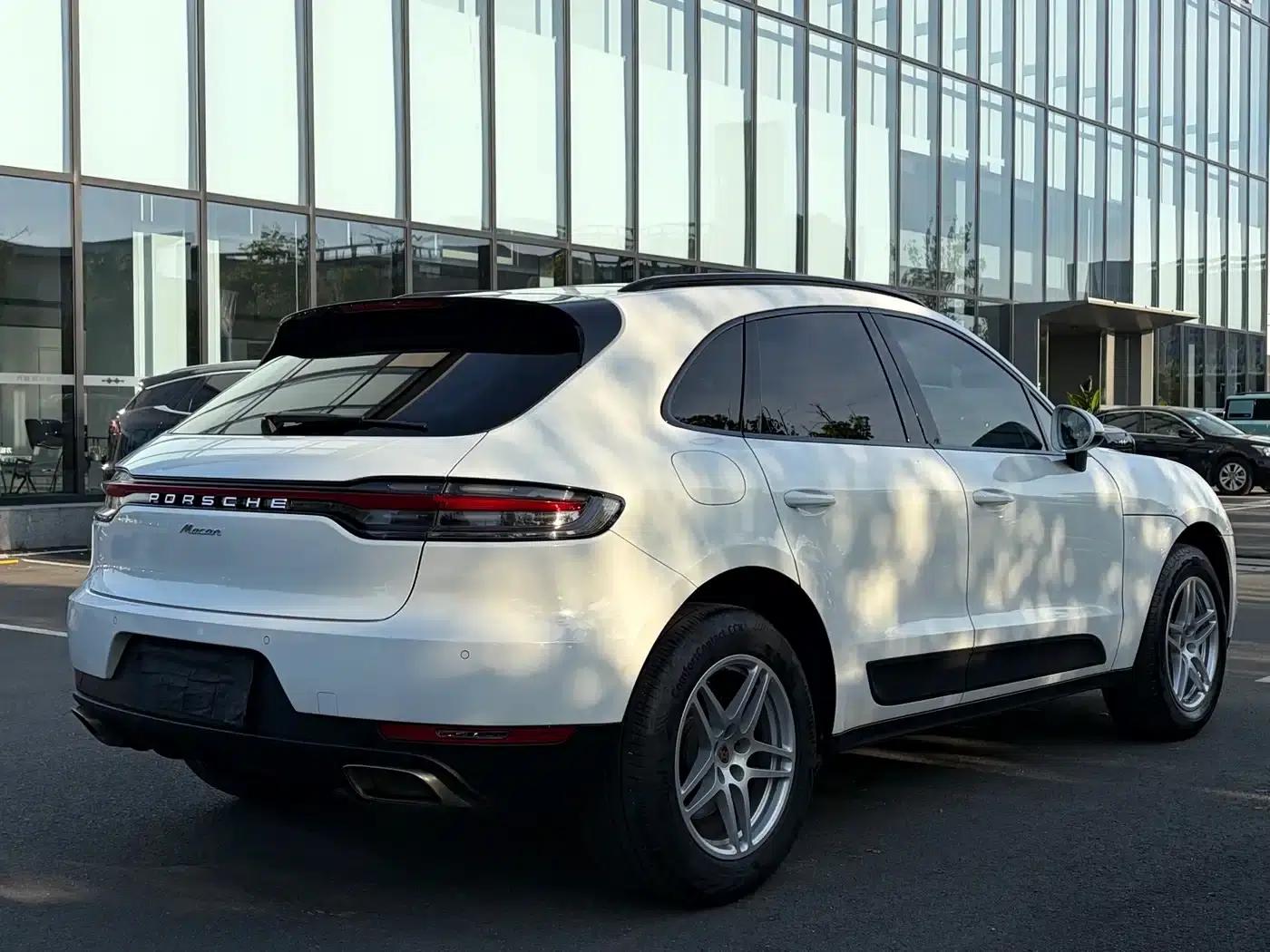 2020 Macan 2.0T — миниатюра 19