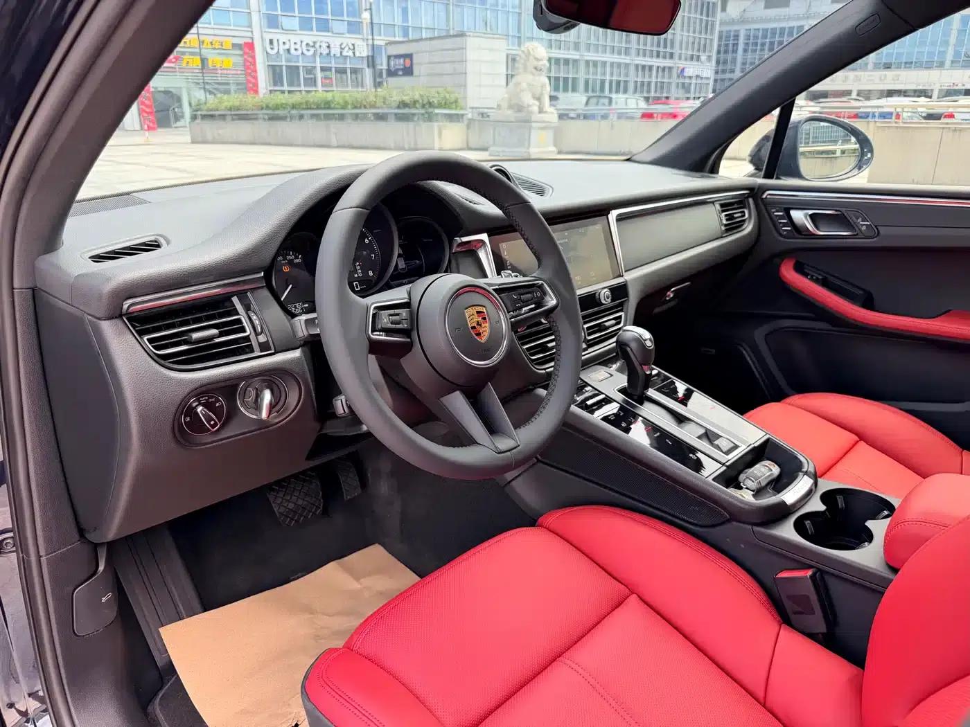 2023 Macan 2.0T — миниатюра 11