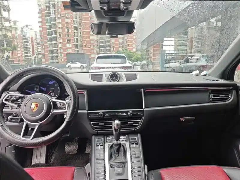 2021 Macan 2.0T — миниатюра 2