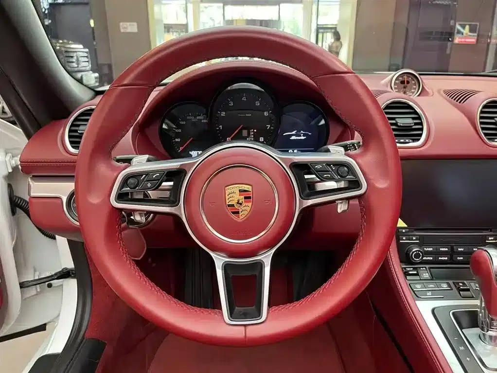 2018 Porsche 718 Boxster 2.0T — миниатюра 9