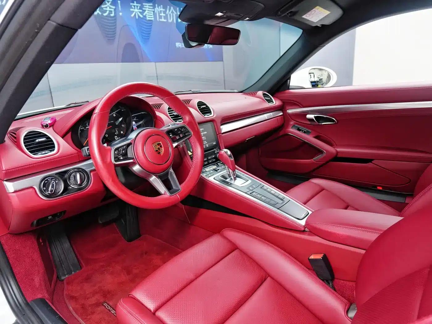 Porsche 718 Cayman 2022 2.0T — миниатюра 6