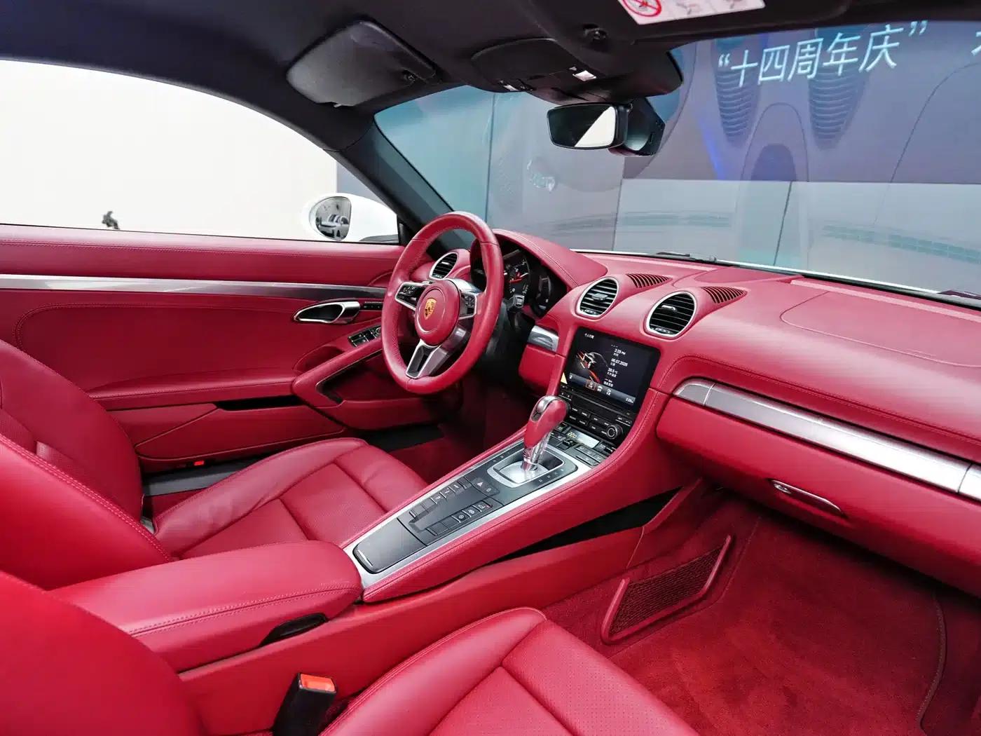 Porsche 718 Cayman 2022 2.0T — миниатюра 7