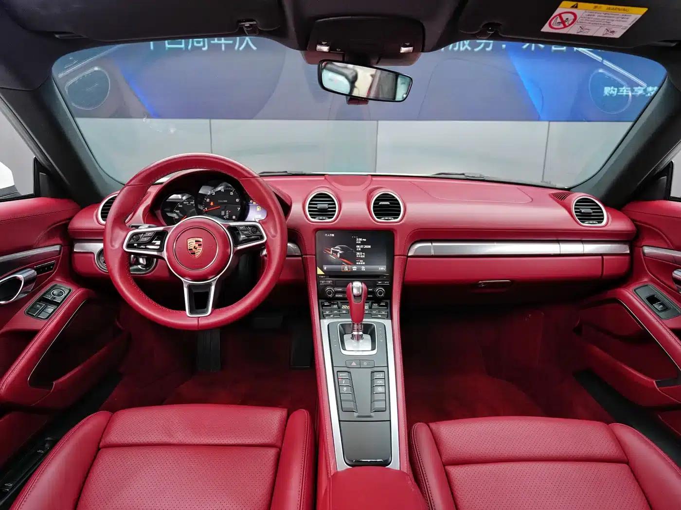 Porsche 718 Cayman 2022 2.0T — миниатюра 8