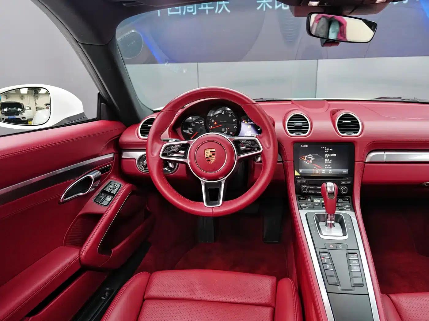 Porsche 718 Cayman 2022 2.0T — миниатюра 10