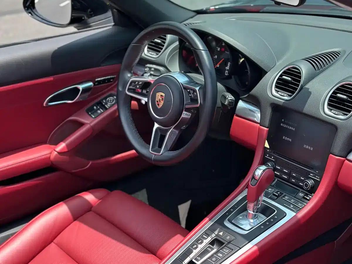 2020 Porsche 718 Boxster 2.0T — миниатюра 9