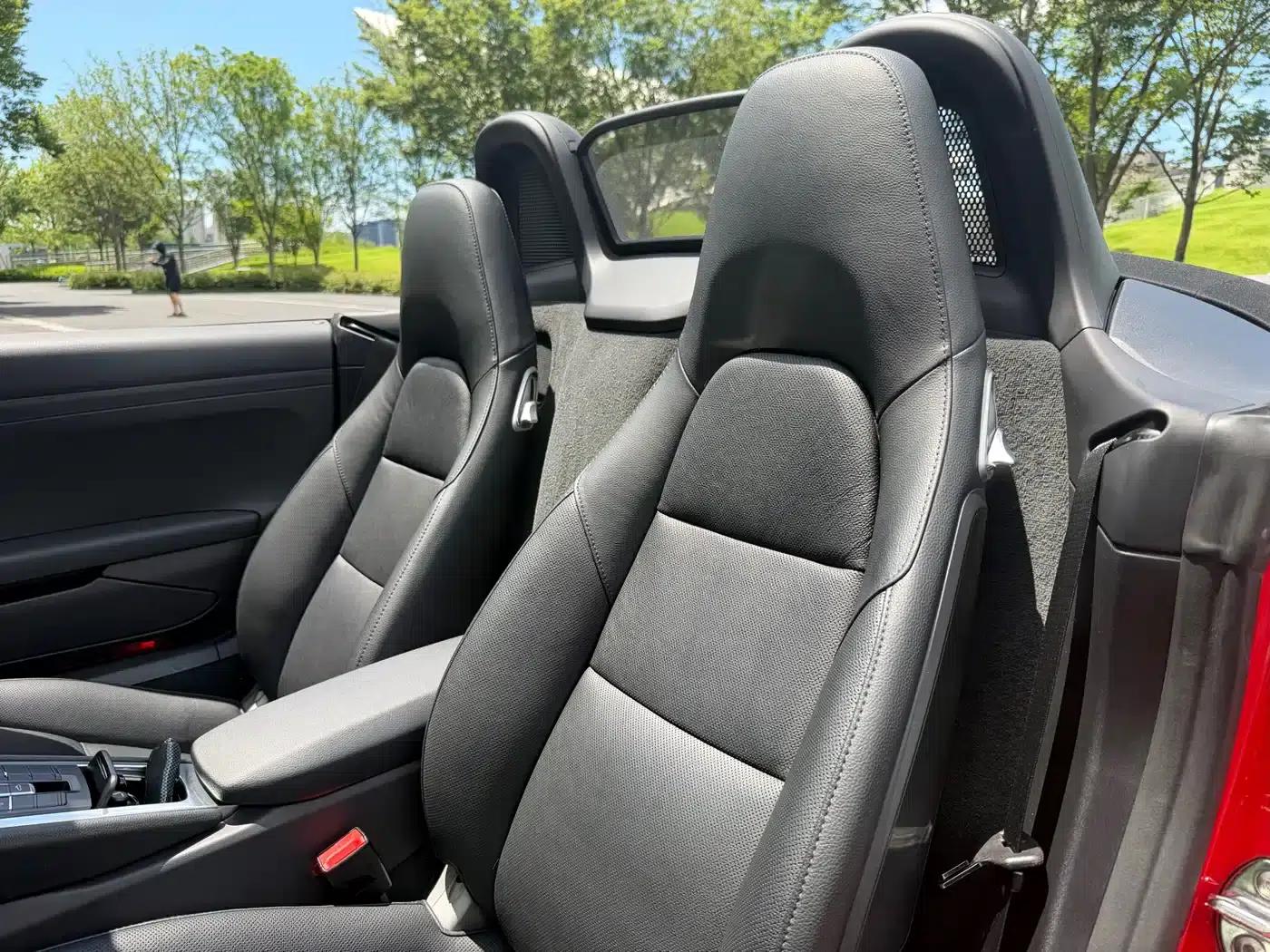 2018 Porsche 718 Boxster 2.0T — миниатюра 9