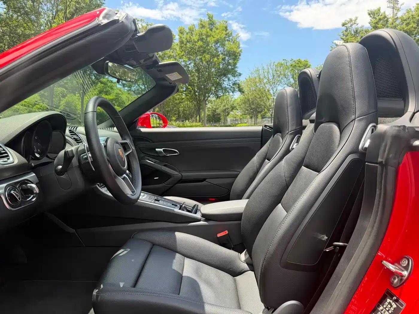 2018 Porsche 718 Boxster 2.0T — миниатюра 10