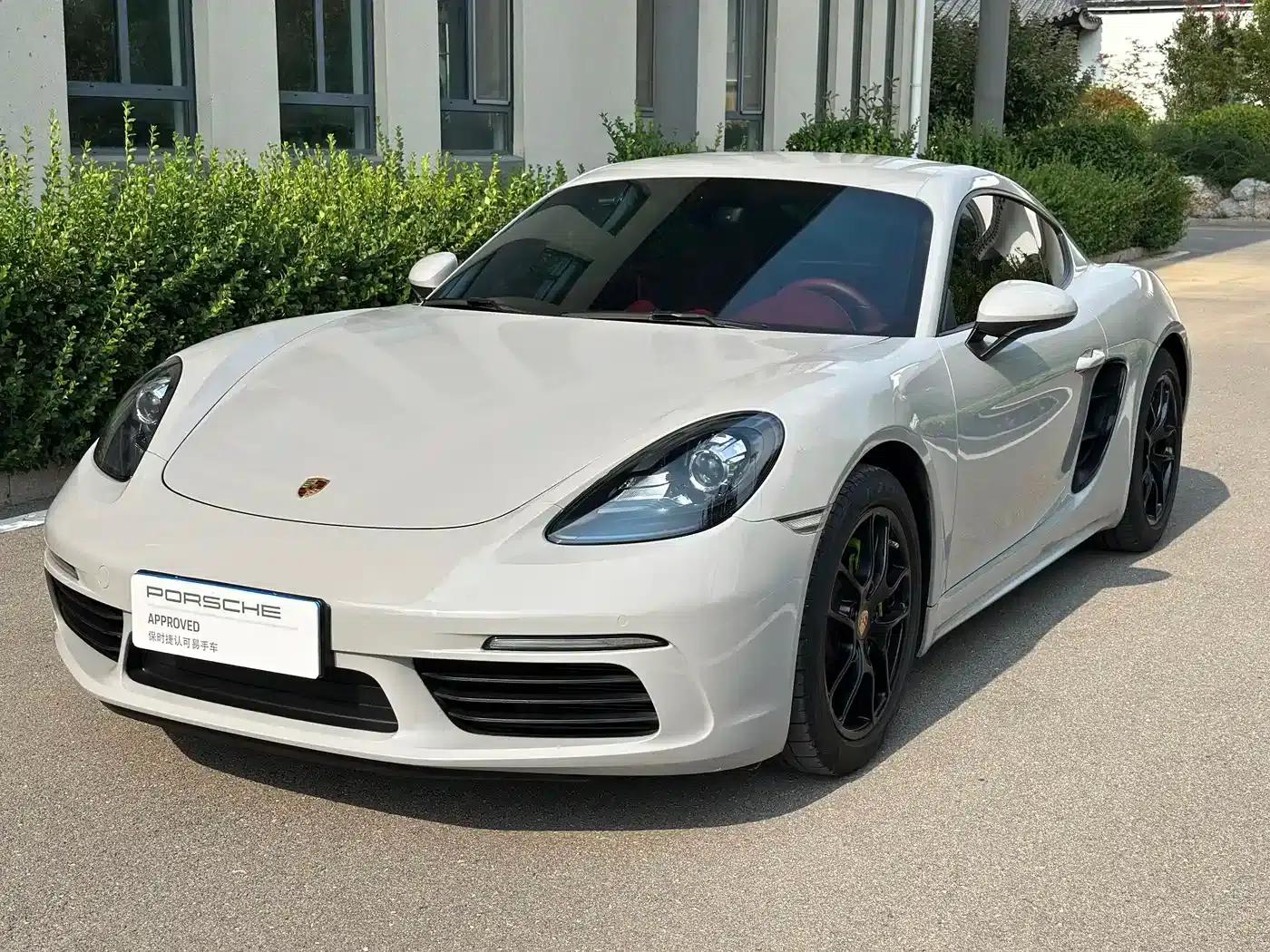Porsche 718 Cayman 2018 2.0T — миниатюра 1