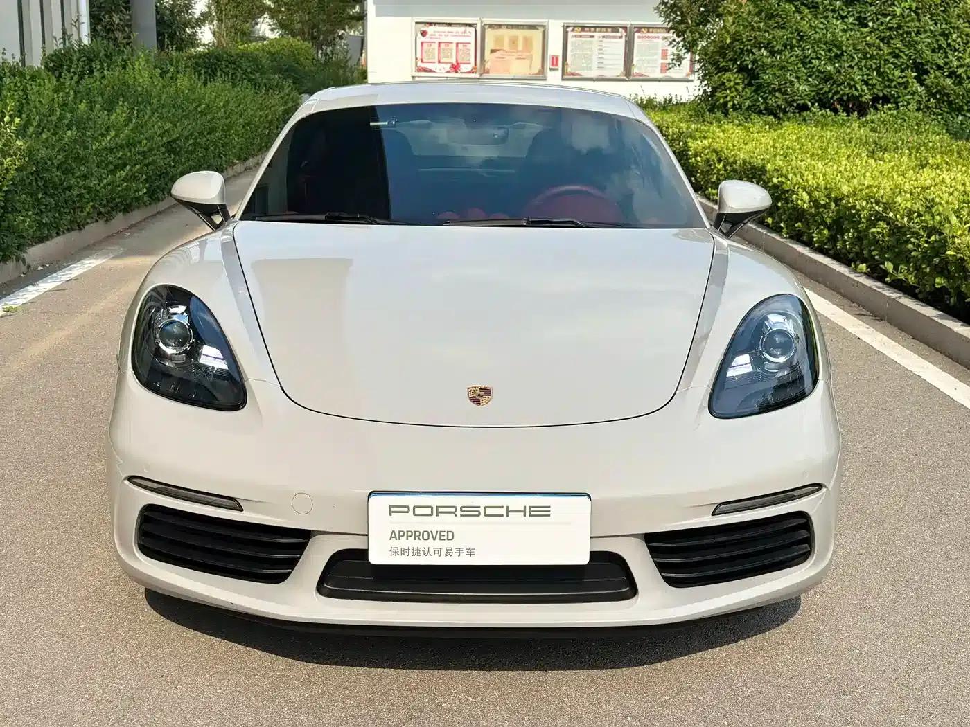 Porsche 718 Cayman 2018 2.0T — миниатюра 2