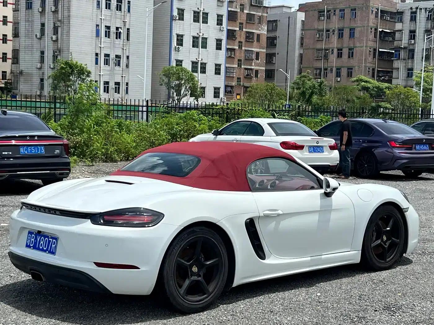 2018 Porsche 718 Boxster 2.0T — миниатюра 5