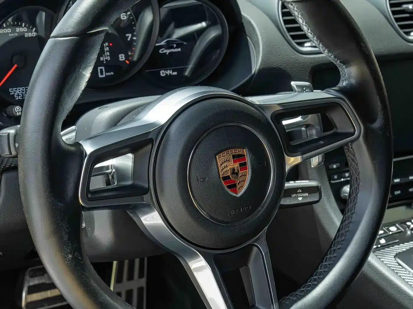 Porsche 718 Cayman 2018 2.0T — миниатюра 13