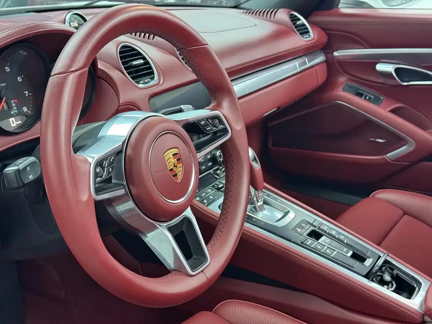 2020 Porsche 718 Boxster 2.0T — миниатюра 5