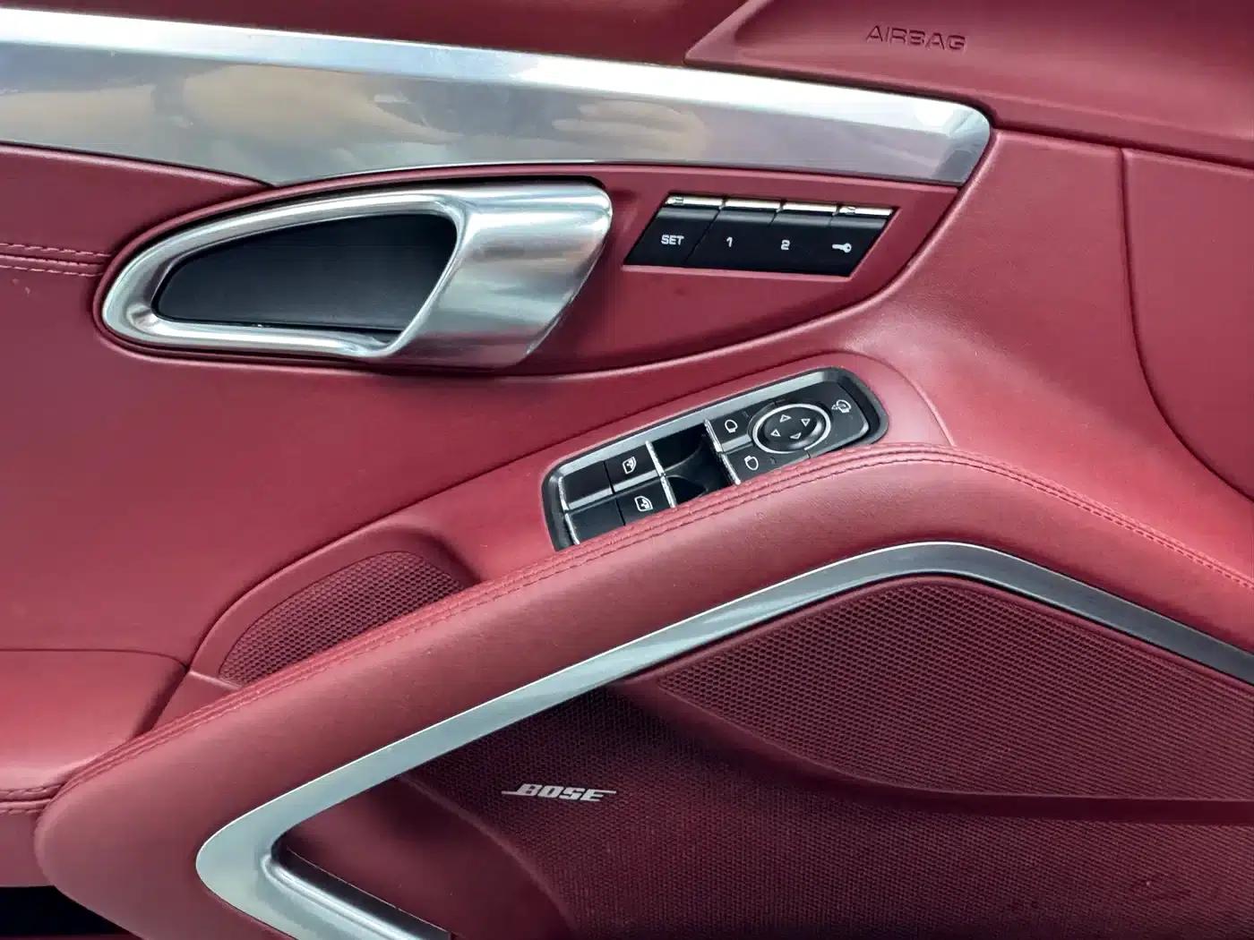 2020 Porsche 718 Boxster 2.0T — миниатюра 7