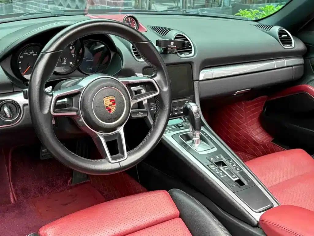2018 Porsche 718 Boxster 2.0T — миниатюра 5