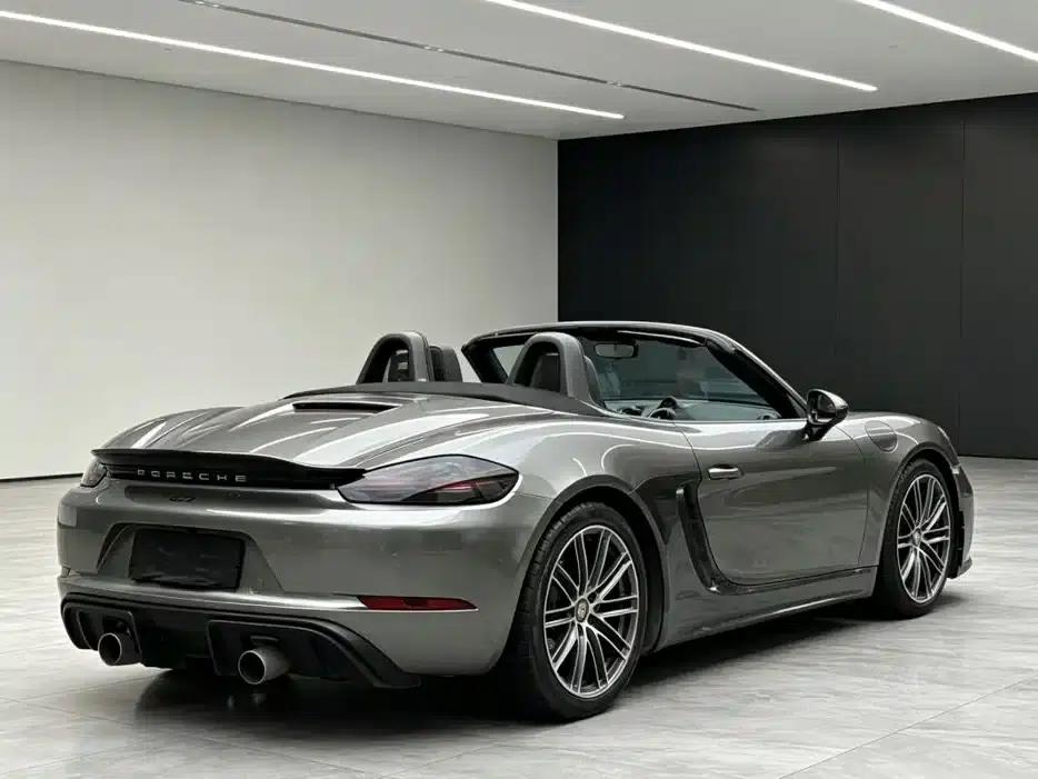 2018 Porsche 718 Boxster 2.0T — миниатюра 9