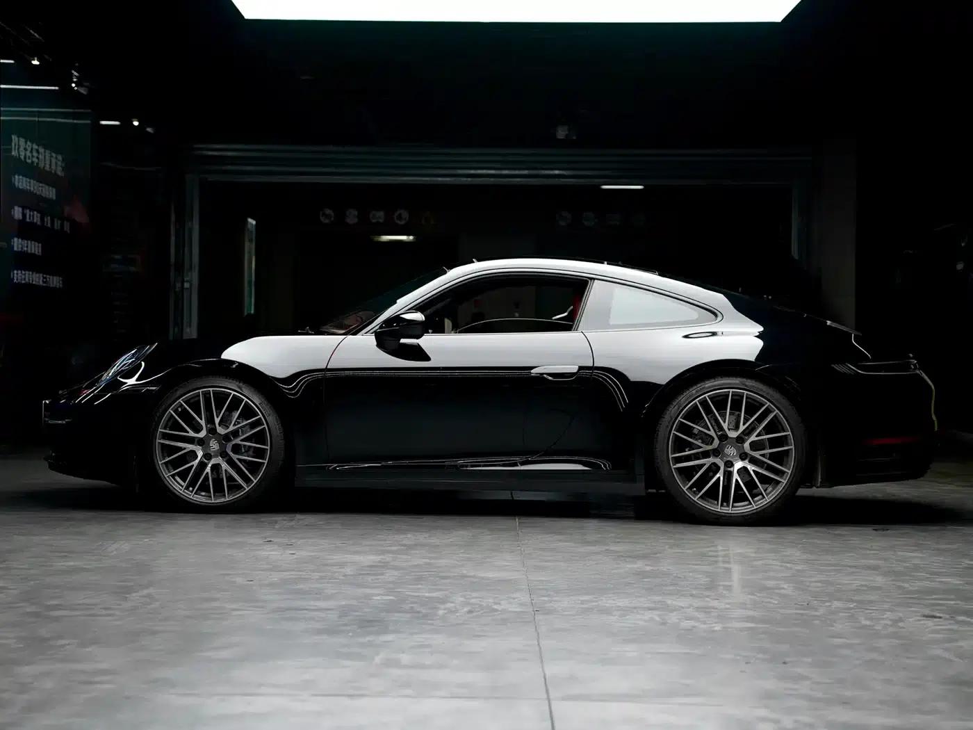 2022 Porsche 911 Carrera 4 3.0T — миниатюра 3