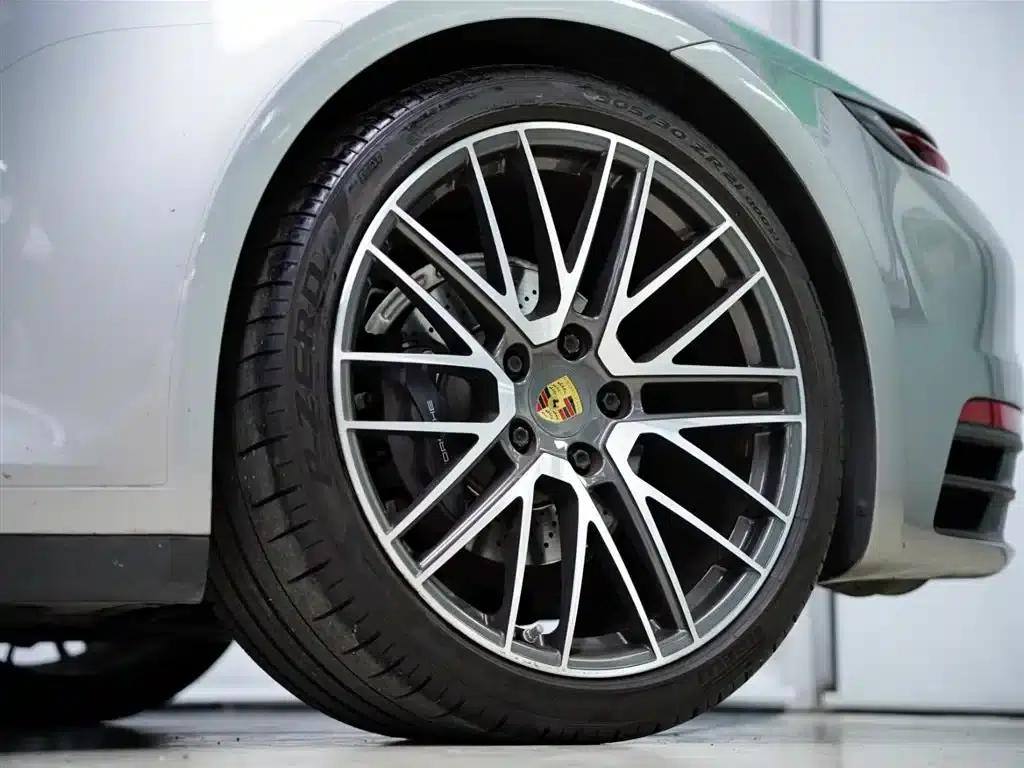 Porsche 911 2020 Carrera 3.0T — миниатюра 23