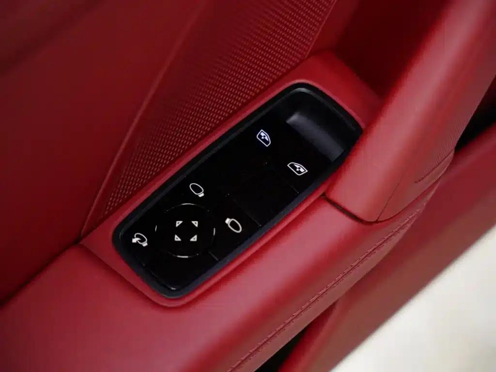 Porsche 911 2020 Carrera 3.0T — миниатюра 28