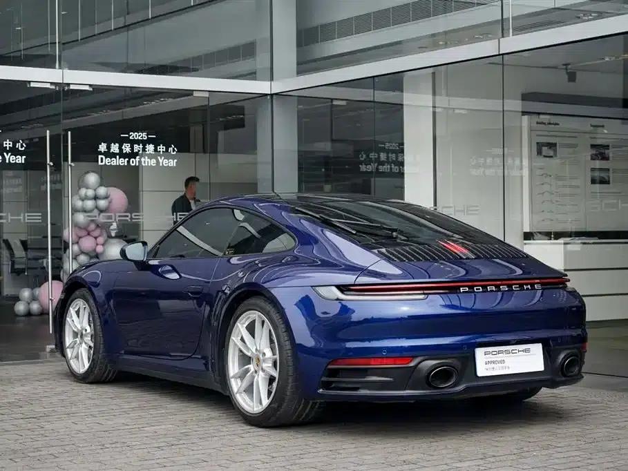 Porsche 911 2020 Carrera 3.0T — миниатюра 3