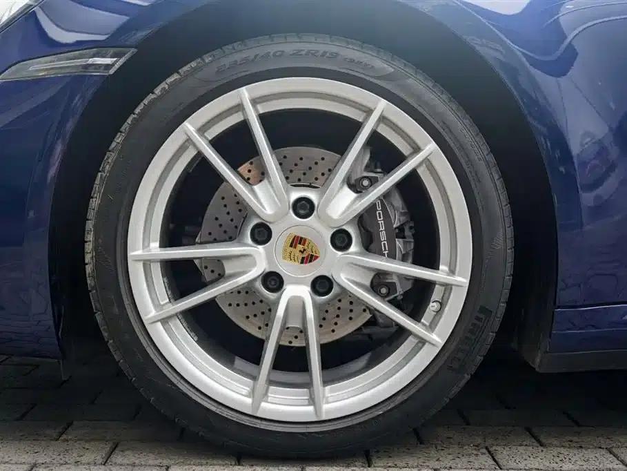 Porsche 911 2020 Carrera 3.0T — миниатюра 10