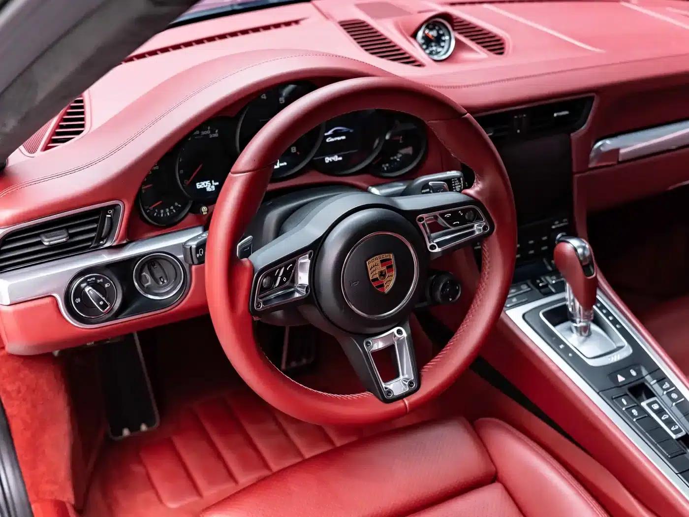 2016 Porsche 911 Carrera 3.0T — миниатюра 10