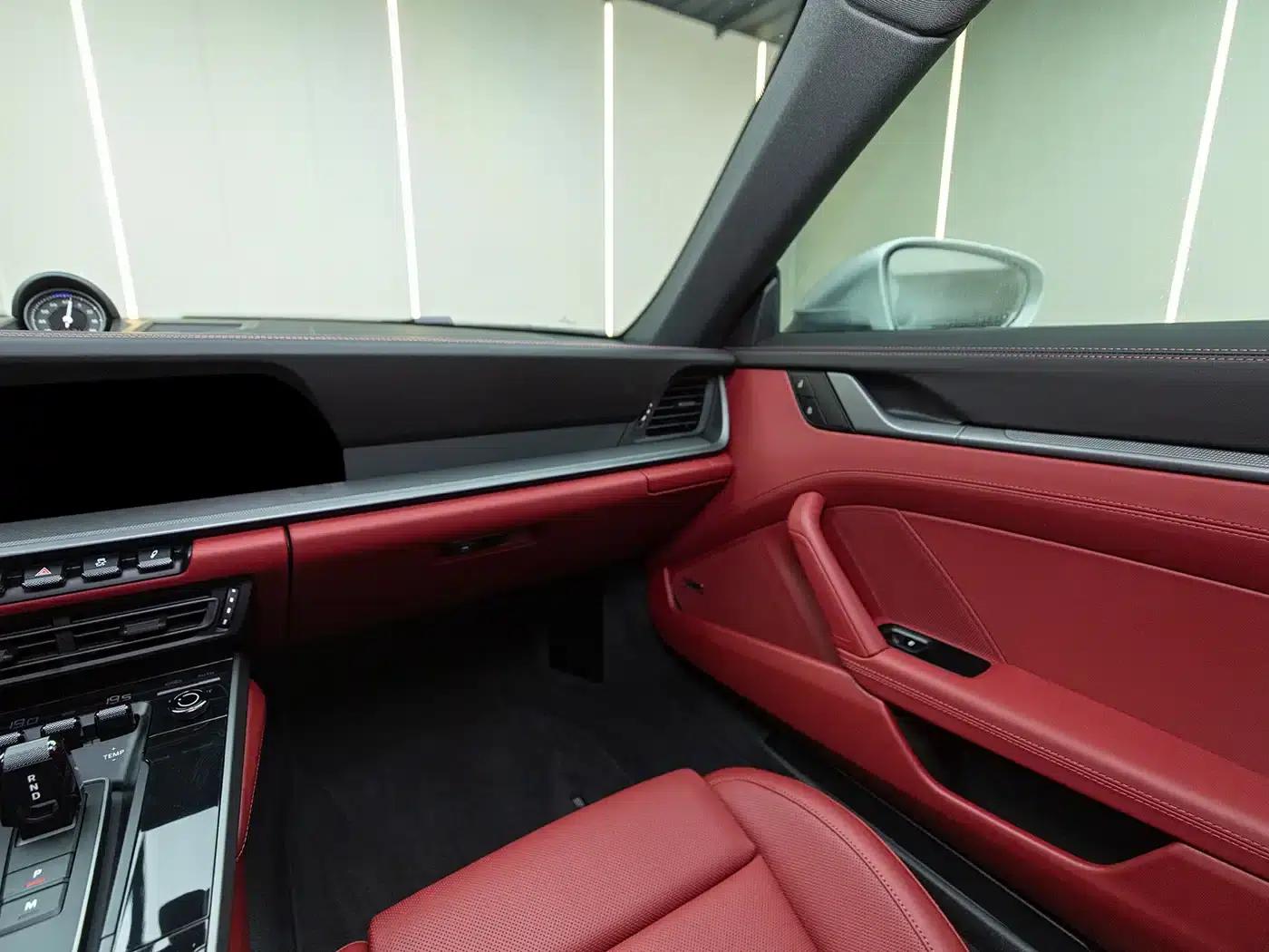 2023 Porsche 911 Carrera 3.0T — миниатюра 4