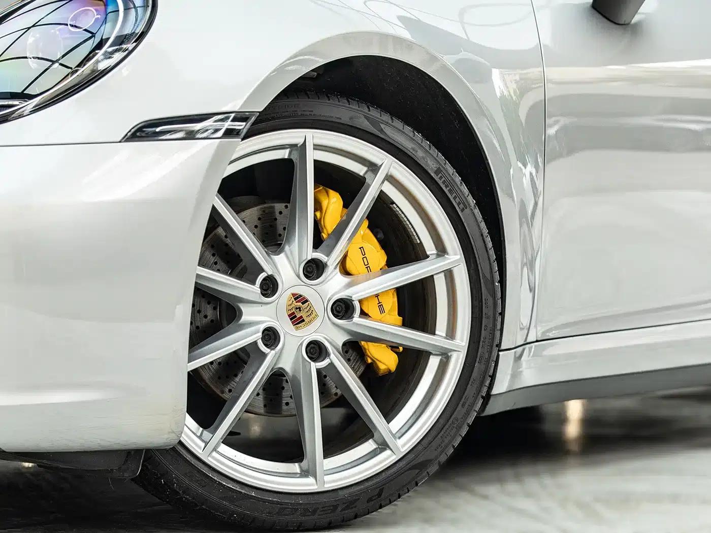 2023 Porsche 911 Carrera 3.0T — миниатюра 10