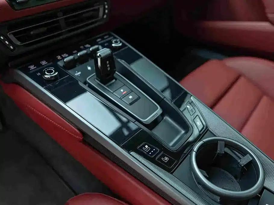 2022 Porsche 911 Carrera 3.0T — миниатюра 17