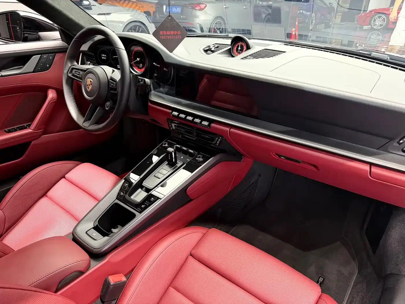 2022 Porsche 911 Carrera 3.0T — миниатюра 11