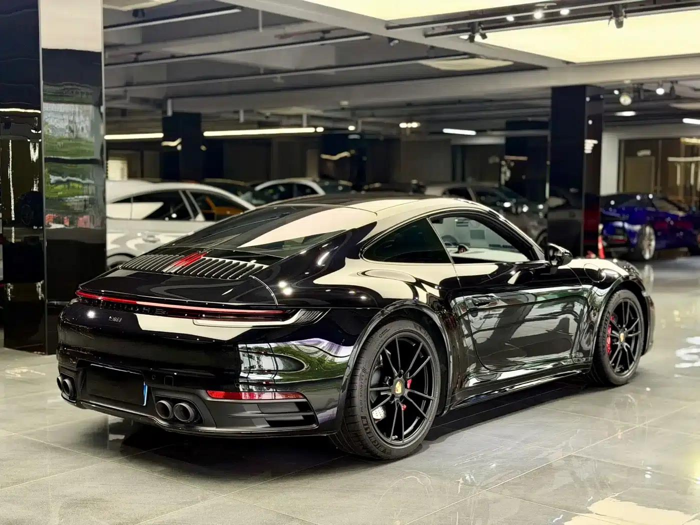 2022 Porsche 911 Carrera 3.0T — миниатюра 6