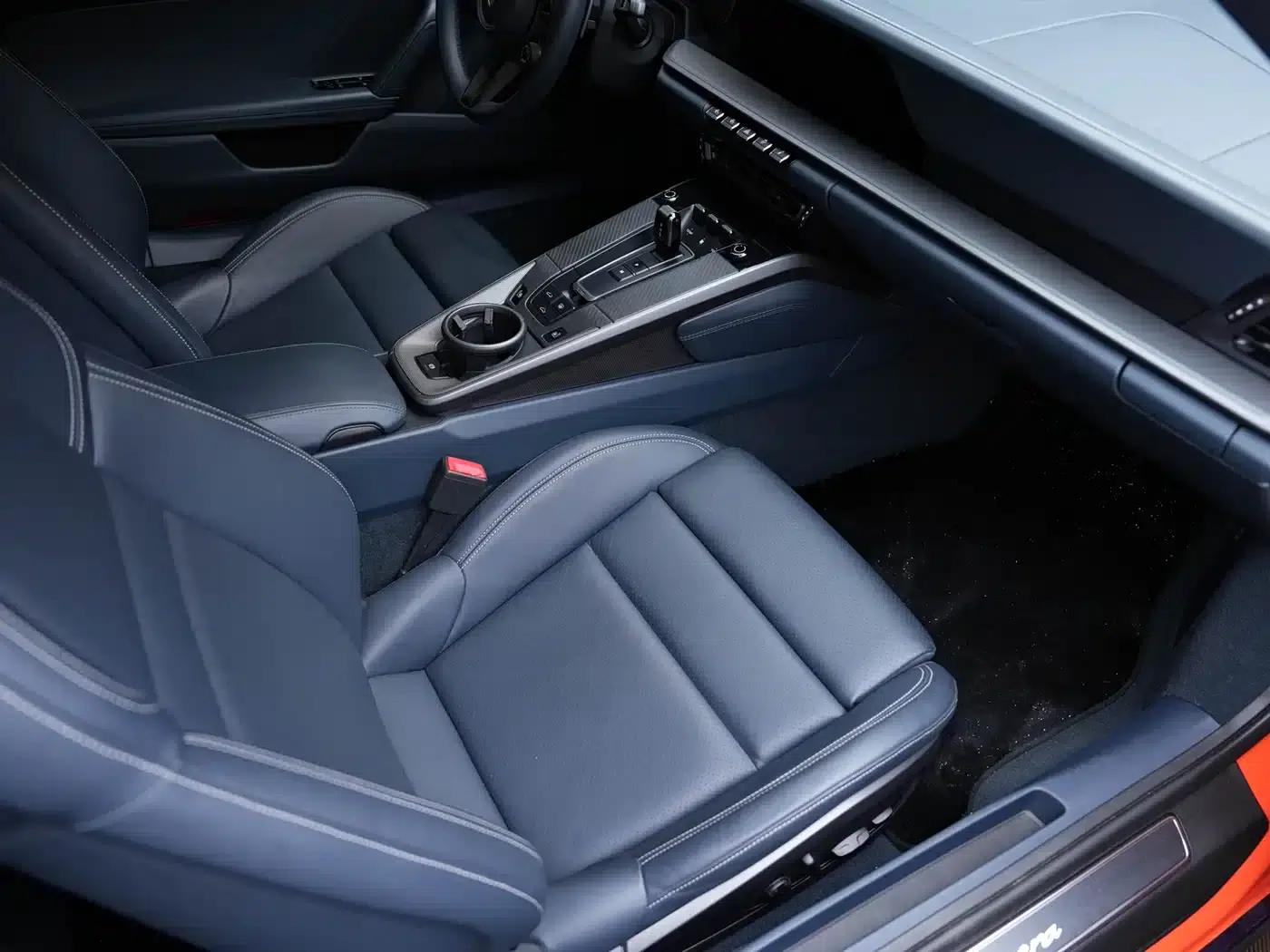 Porsche 911 2020 Carrera 3.0T — миниатюра 16