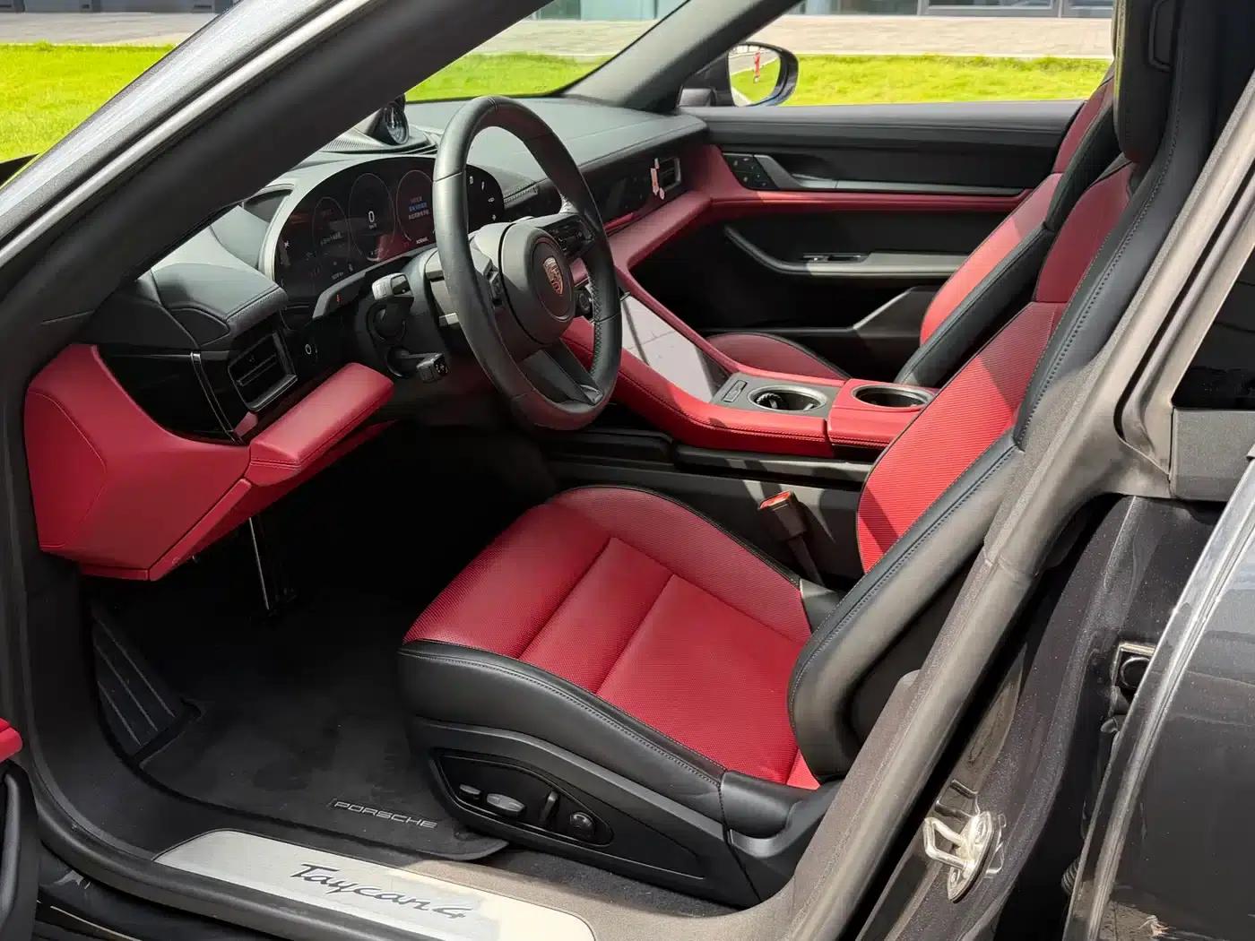 Taycan 2024 Taycan 4 Cross Turismo — миниатюра 7
