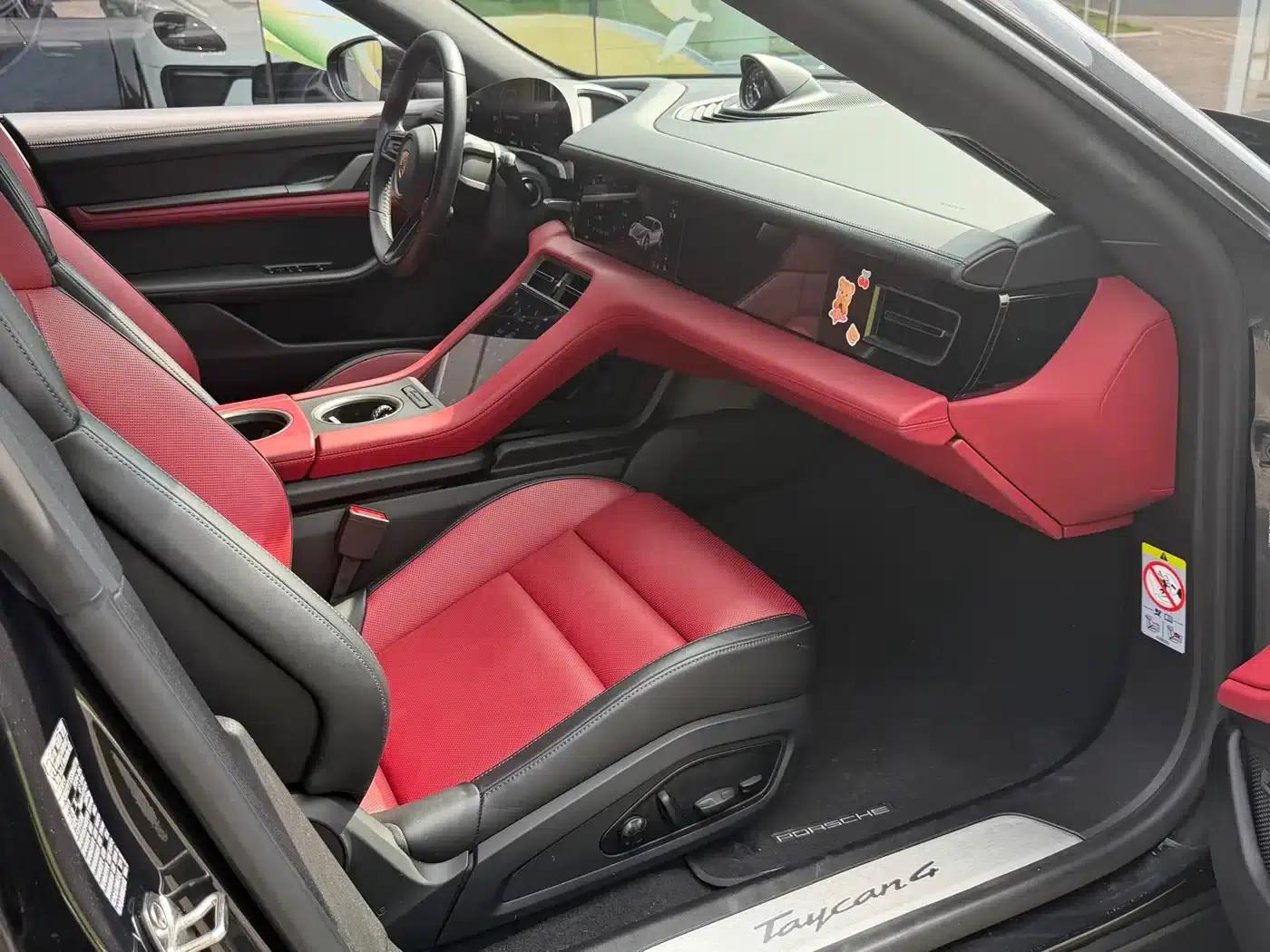 Taycan 2024 Taycan 4 Cross Turismo — миниатюра 9