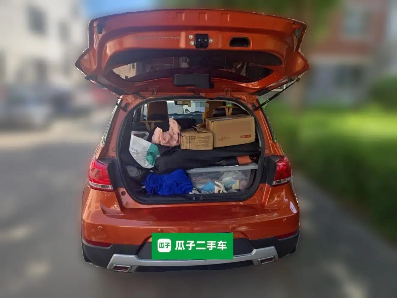 Great Wall M4 2014 1.5L Manual Luxury Model — миниатюра 19