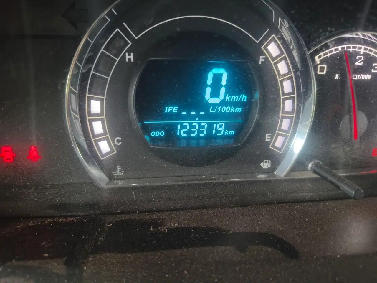 Great Wall M4 2014 1.5L Manual Comfort Model — миниатюра 12