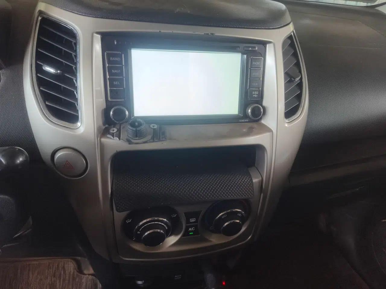 Great Wall M4 2014 1.5L Manual Comfort Model — миниатюра 13