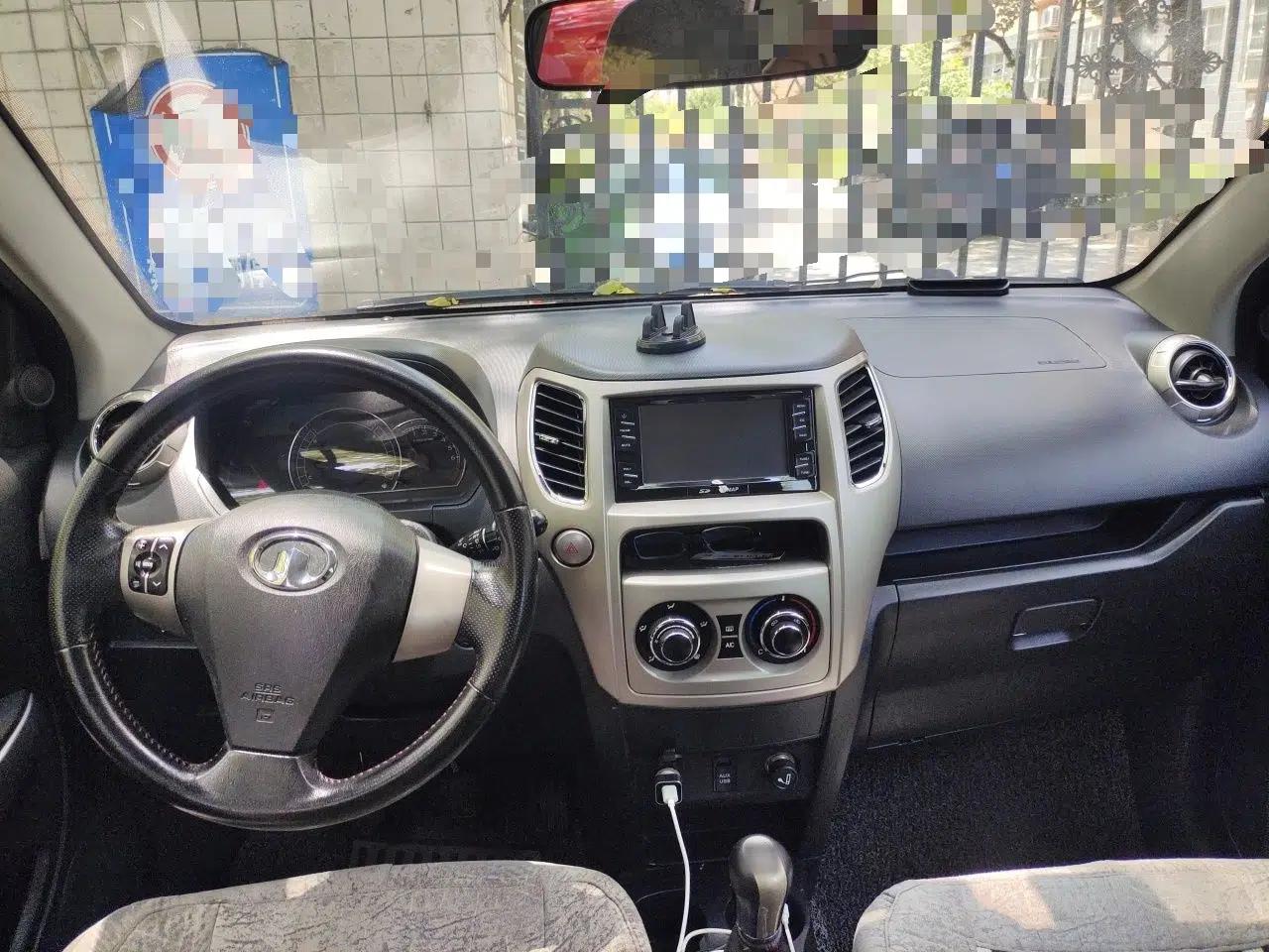 Great Wall M4 2012 1.5L Manual Luxury Version — миниатюра 9