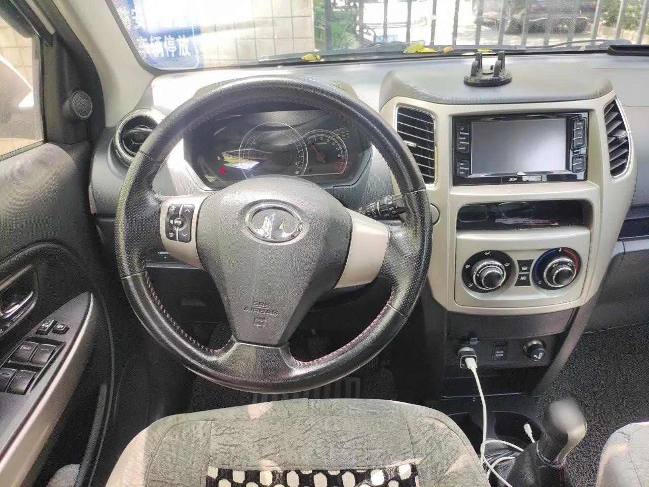 Great Wall M4 2012 1.5L Manual Luxury Version — миниатюра 10