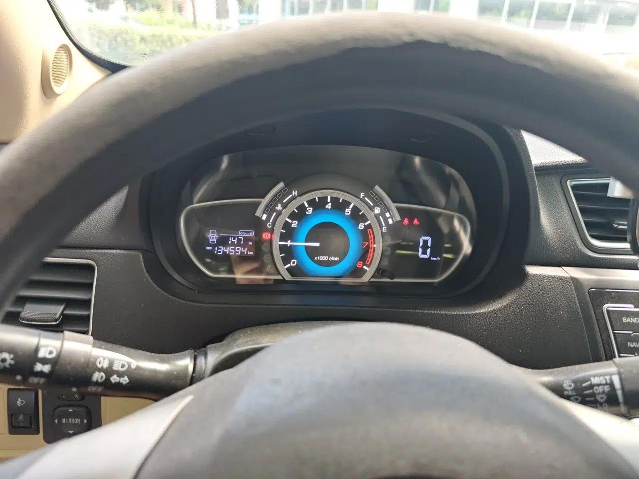 Great Wall C30 2013 1.5L Manual Luxury Model — миниатюра 11